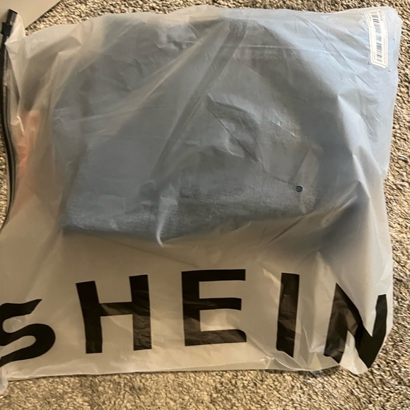 Wide bottom ladies jeans with zip back. Comfy and cute. - Picture 2 of 7